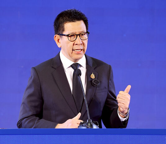 “เอกนิติ” เผยน้ำมันขาดหน้าปั๊ม เหตุความต้องการพุ่งเกินกำลังผลิต